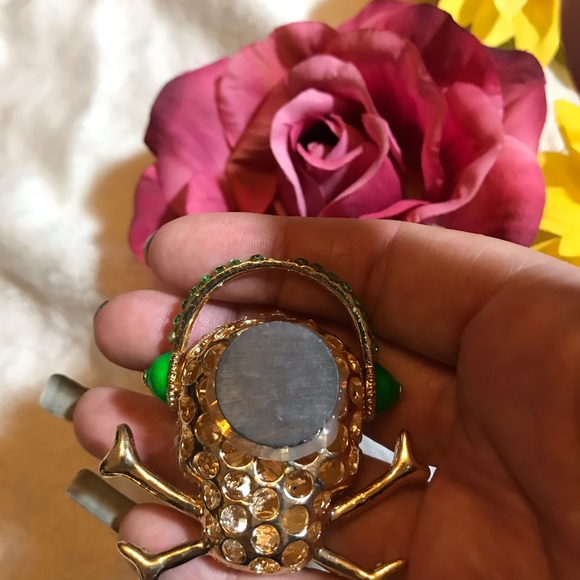 🎧skeleton with headphones magnet 🧲 🎧 - Picture 5 of 5